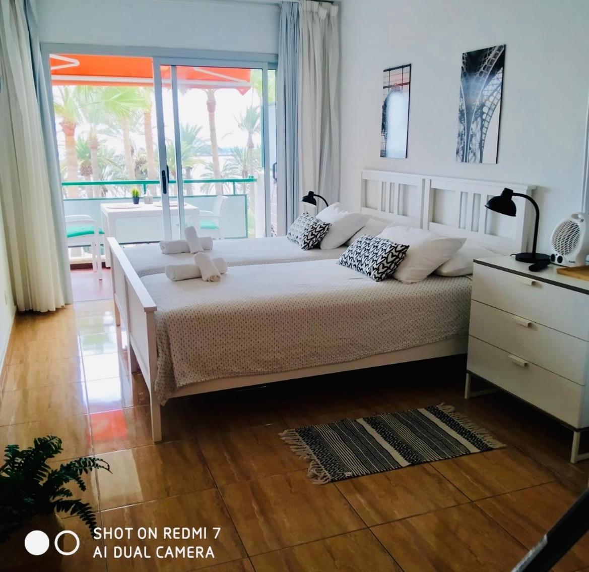 Comodoro Cristianos Beach Vivienda Vacacional Apartment Los Cristianos  Luaran gambar